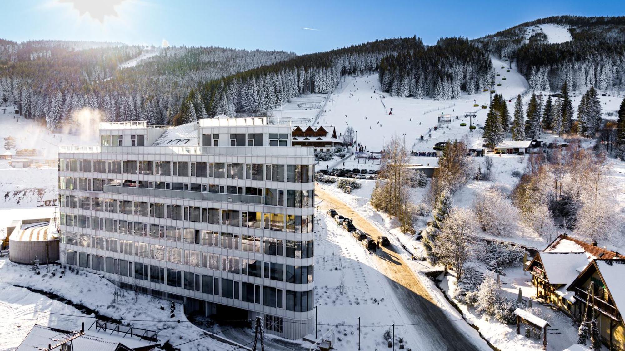 Biala Perla - Czarna Gora By Sun & Snow Apartment