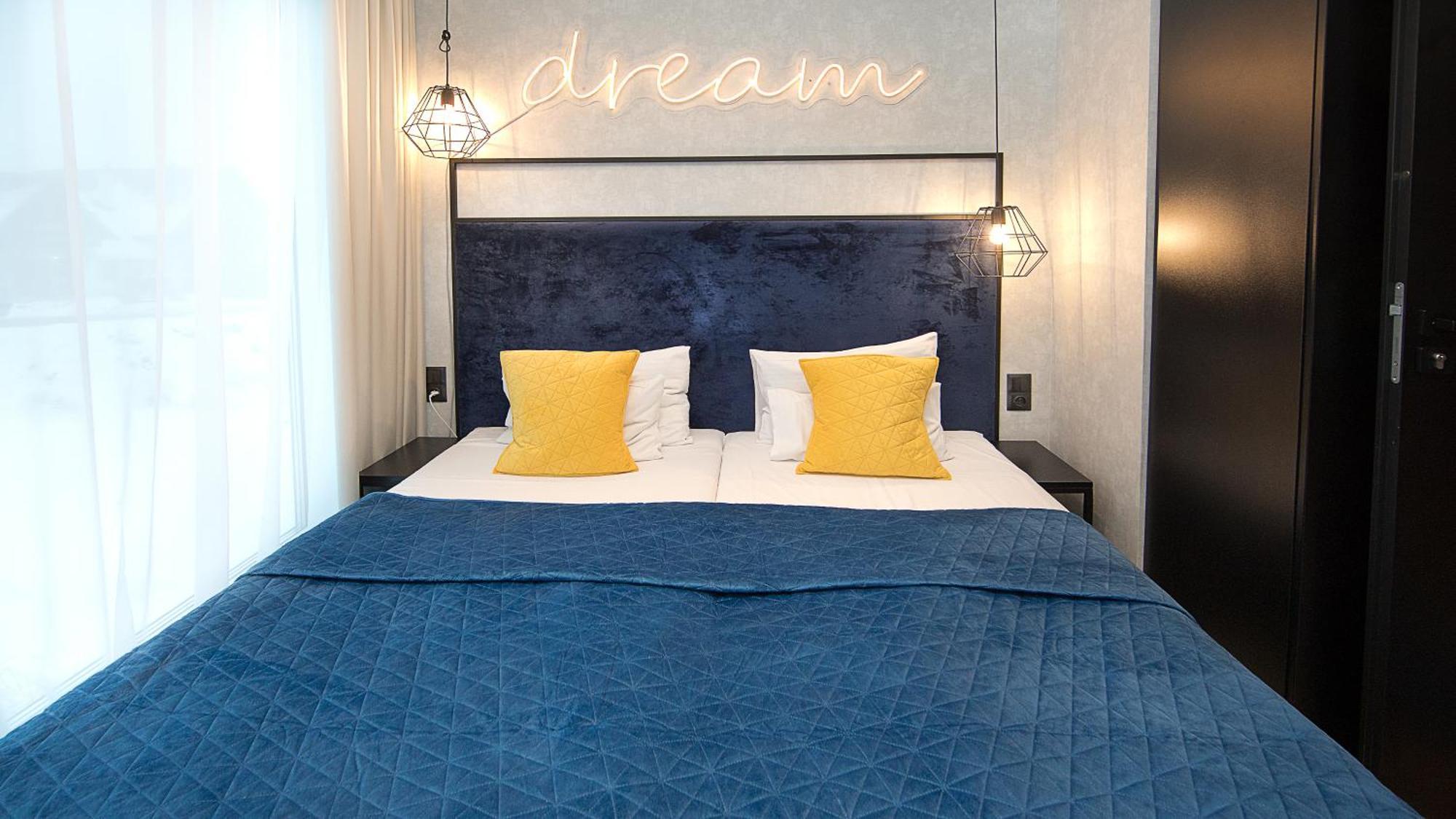 Biala Perla - Czarna Gora By Sun & Snow Apartment